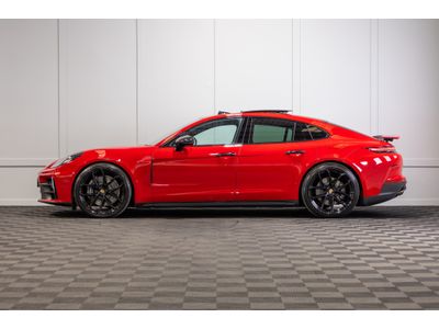 2025 Porsche Panamera