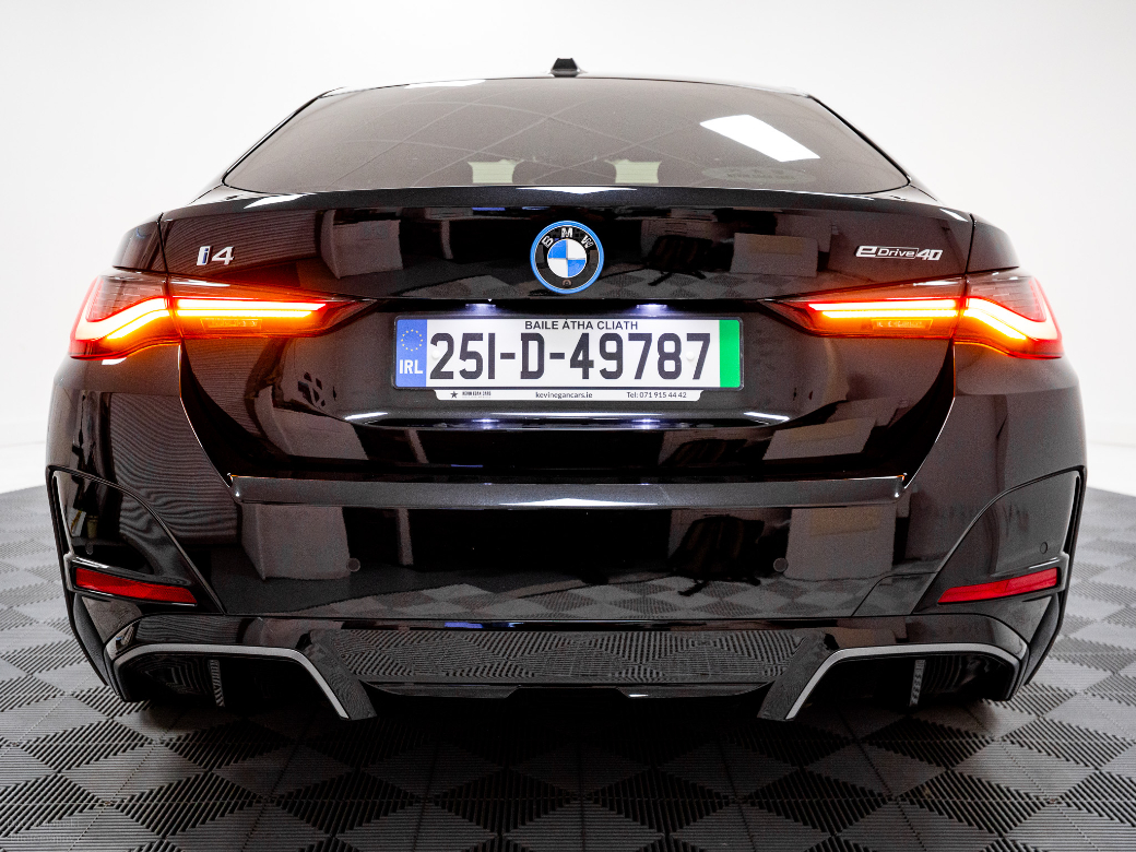 2025 BMW i4
