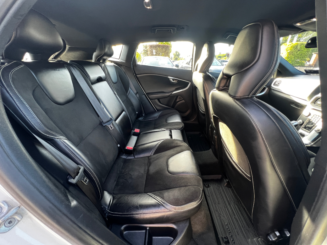 2016 Volvo V40