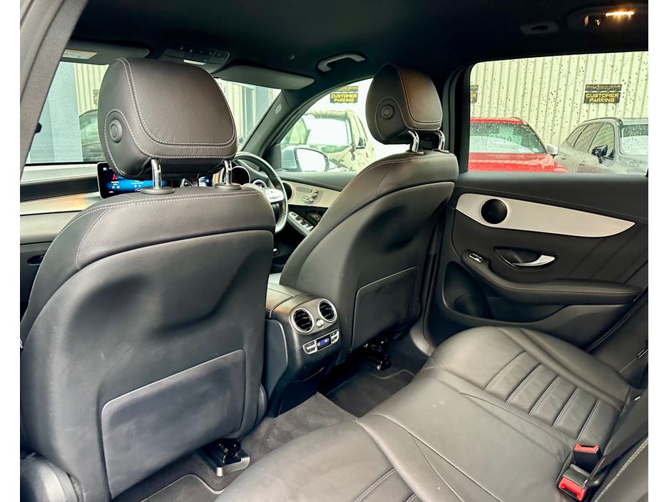 2022 Mercedes-Benz GLC Class