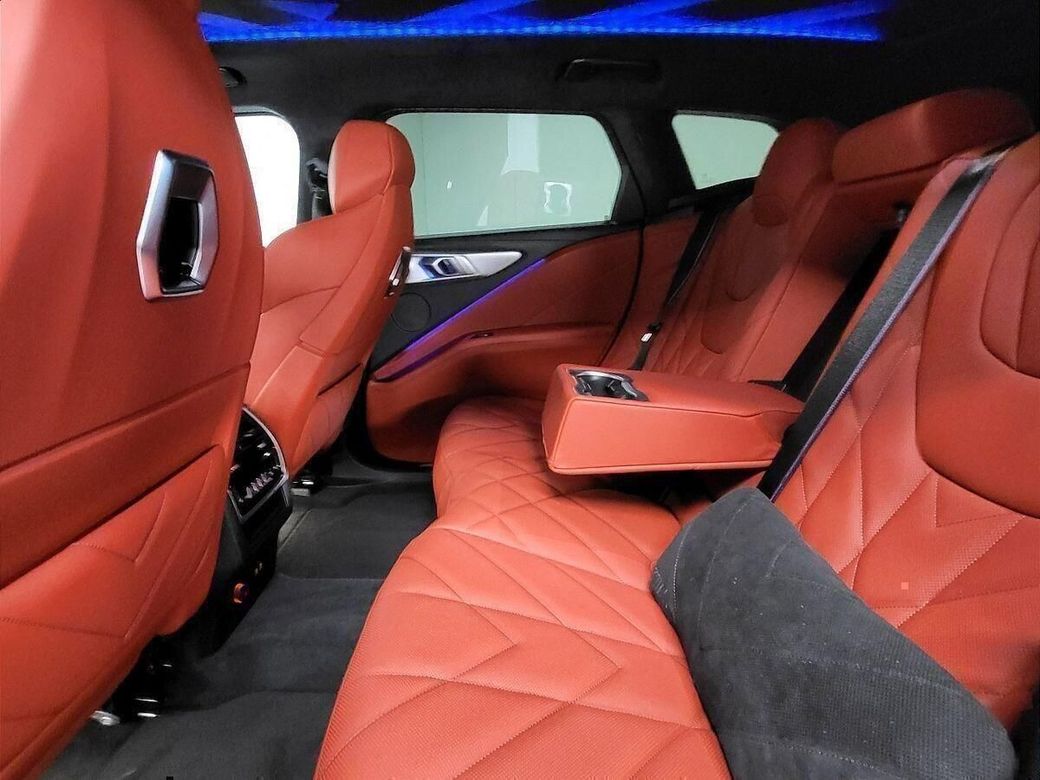 2025 BMW XM