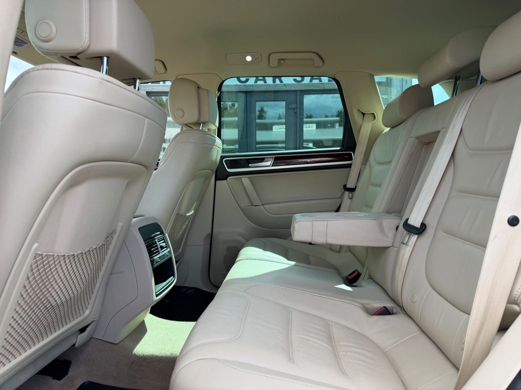 2016 Volkswagen Touareg