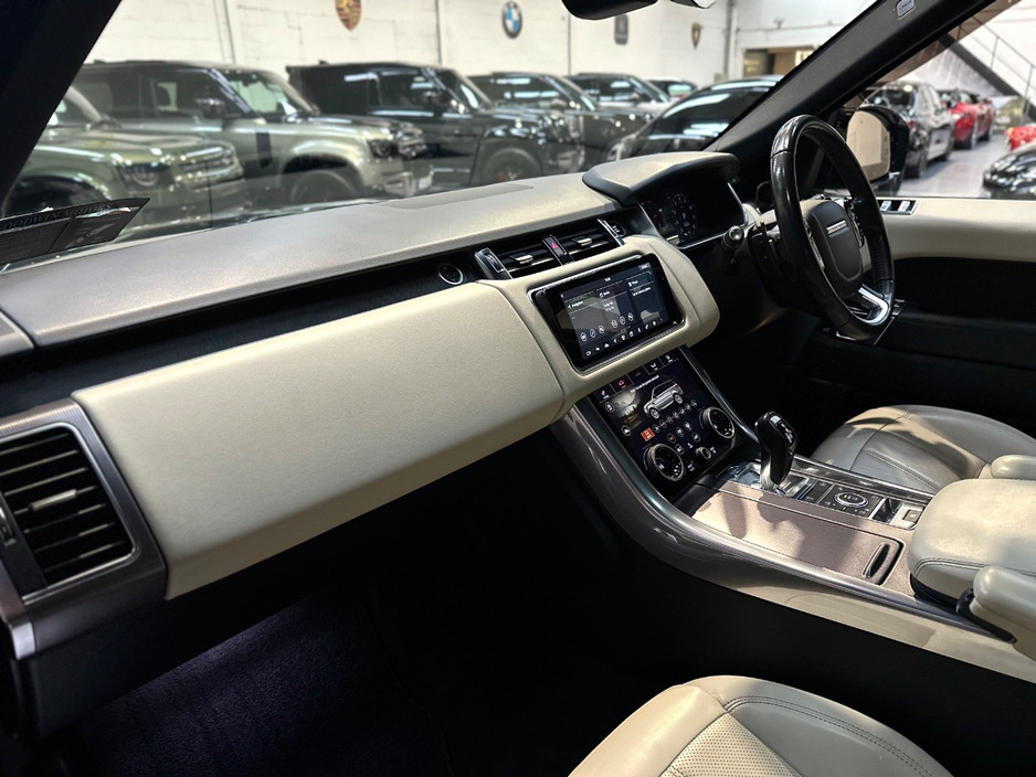 2020 Land Rover Range Rover Sport