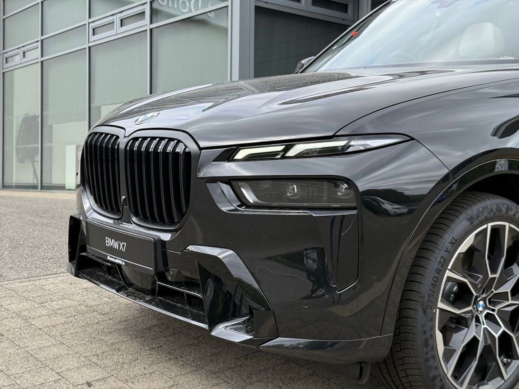 2026 BMW X7