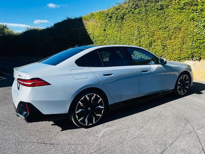 2023 BMW i5