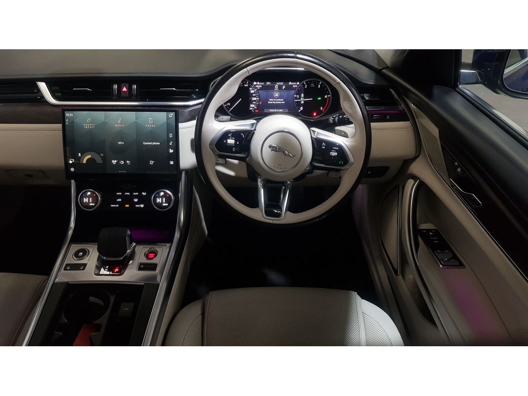 2021 Jaguar XF
