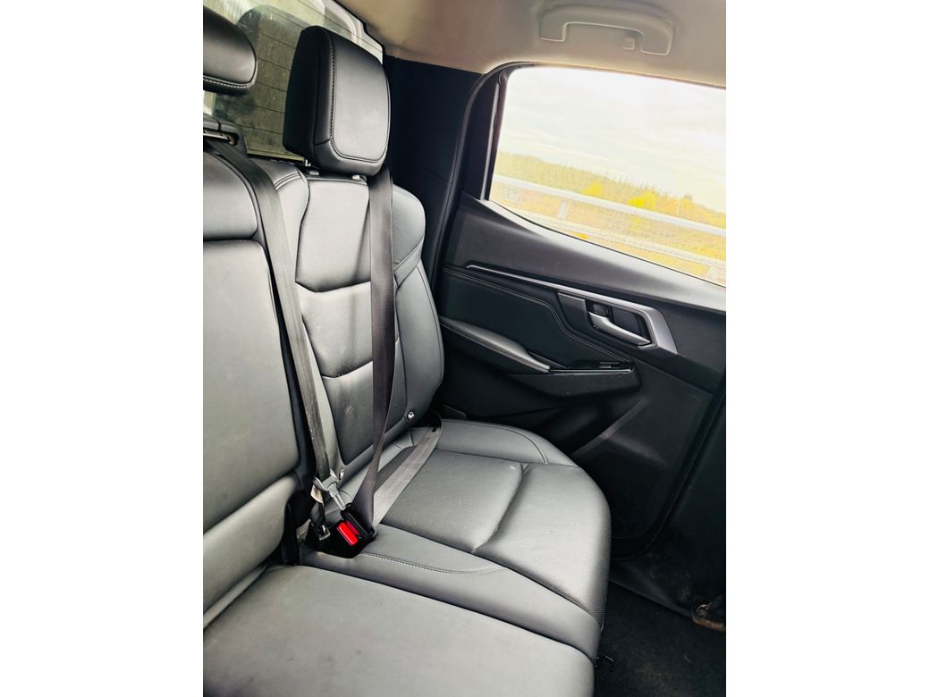 2021 Isuzu D-MAX