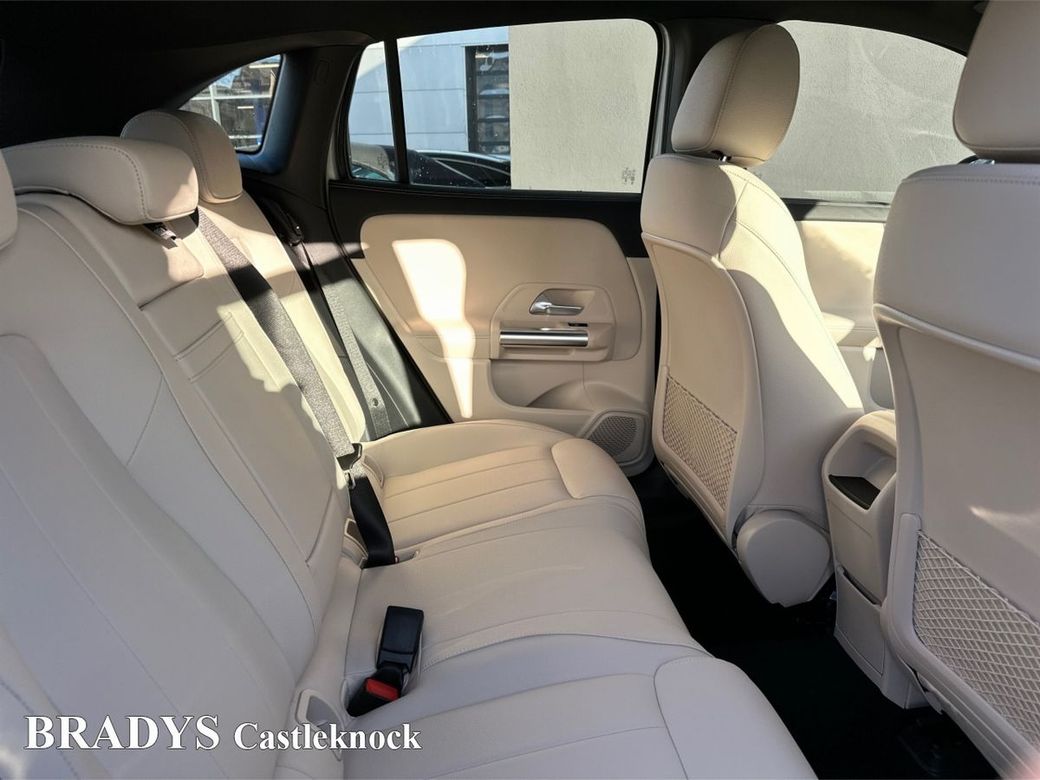 2026 Mercedes-Benz EQA