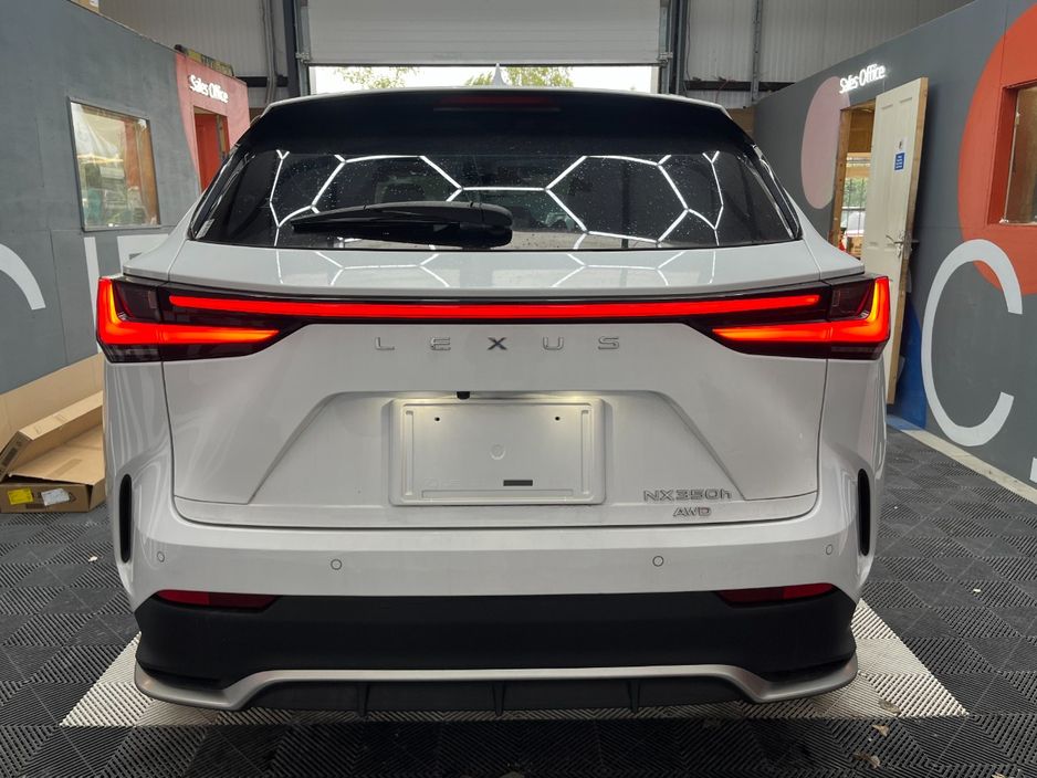2023 Lexus NX 300h