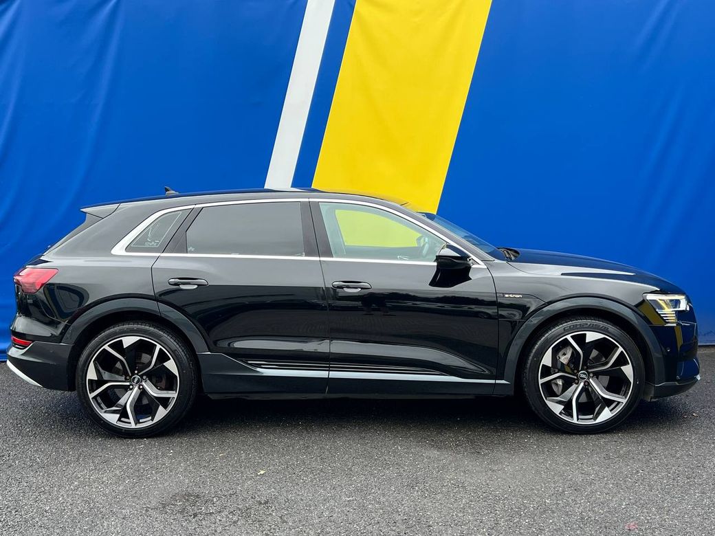 2020 Audi e-tron