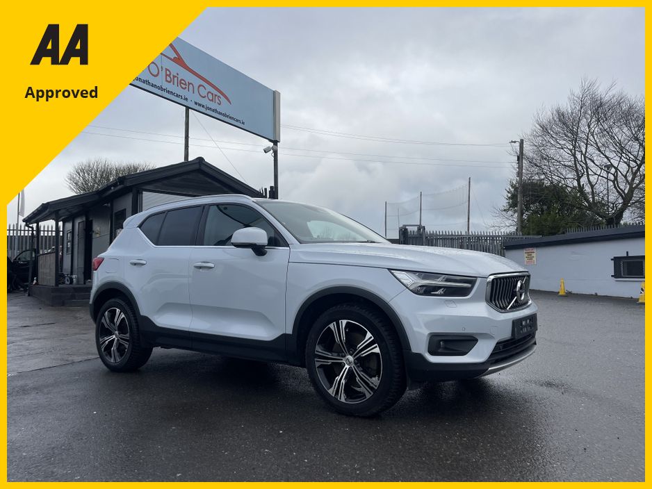 2021 Volvo XC40