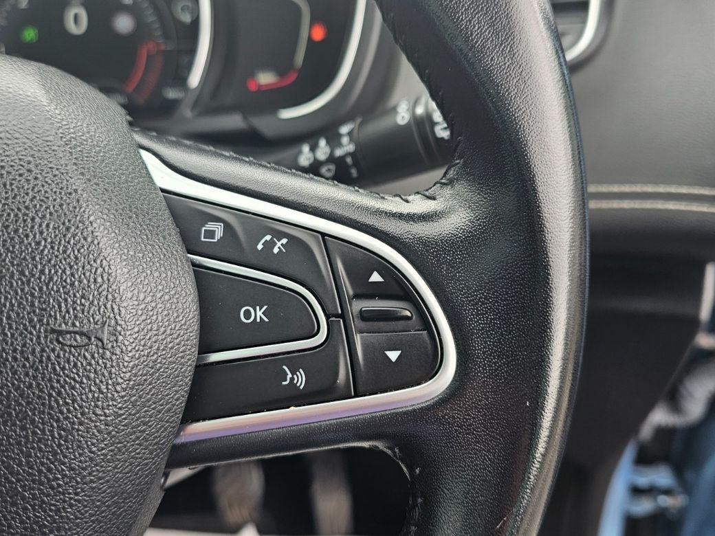 2017 Renault Grand Scenic