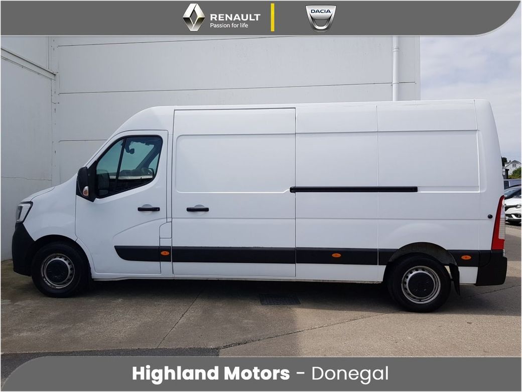 2023 Renault Master