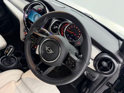 2022 Mini Hatch