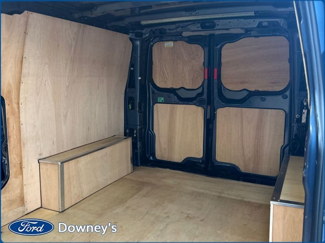 2024 Ford Transit Custom