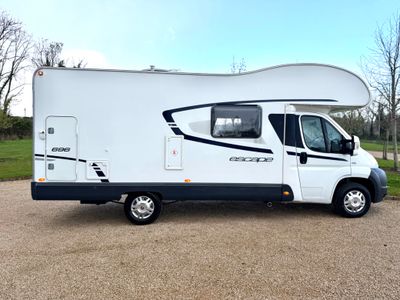 2013 SWIFT ESCAPE 696 R.H.D 