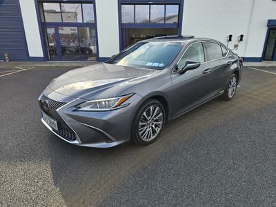 2021 Lexus ES 300h
