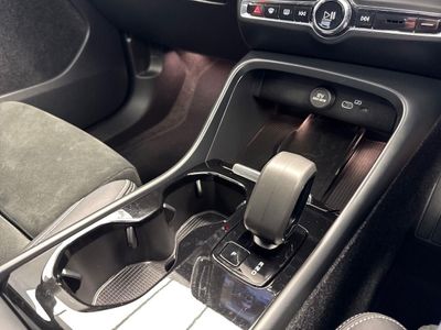 2023 Volvo XC40