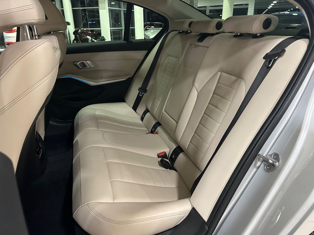 2021 BMW 3 Series