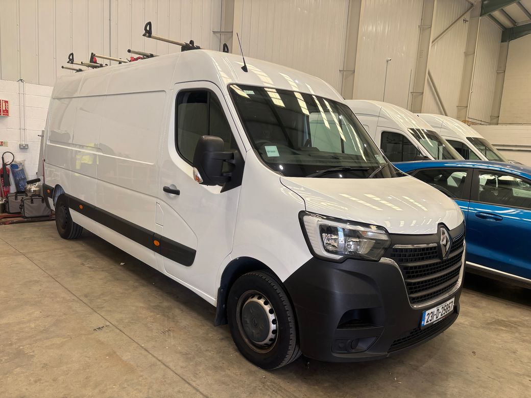 2023 Renault Master