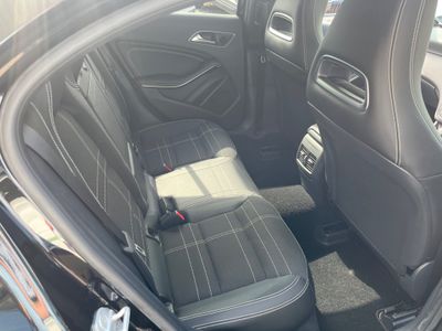 2015 Mercedes-Benz A 180