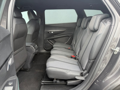 2024 Peugeot 5008