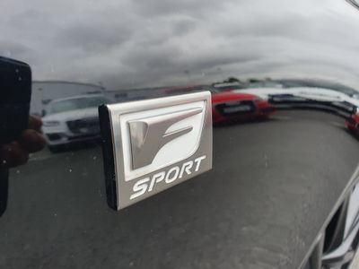 2015 Lexus IS 300h