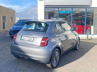 2025 Fiat 500e