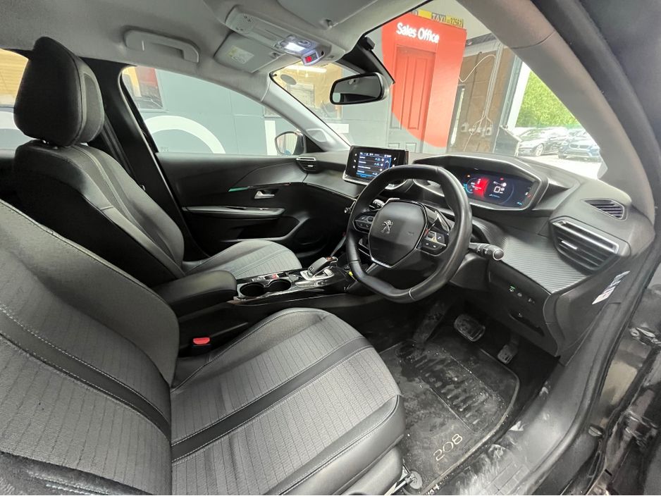 2021 Peugeot 208