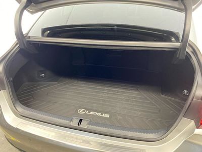2025 Lexus ES 300h