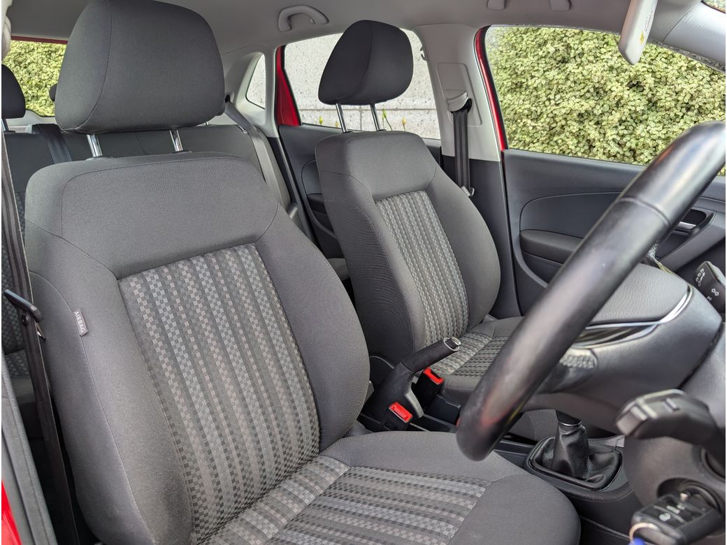 2015 Volkswagen Polo