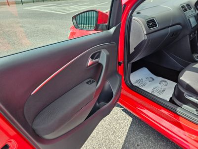 2014 Volkswagen Polo
