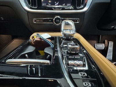2020 Volvo V60
