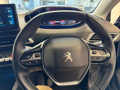 2021 Peugeot 5008