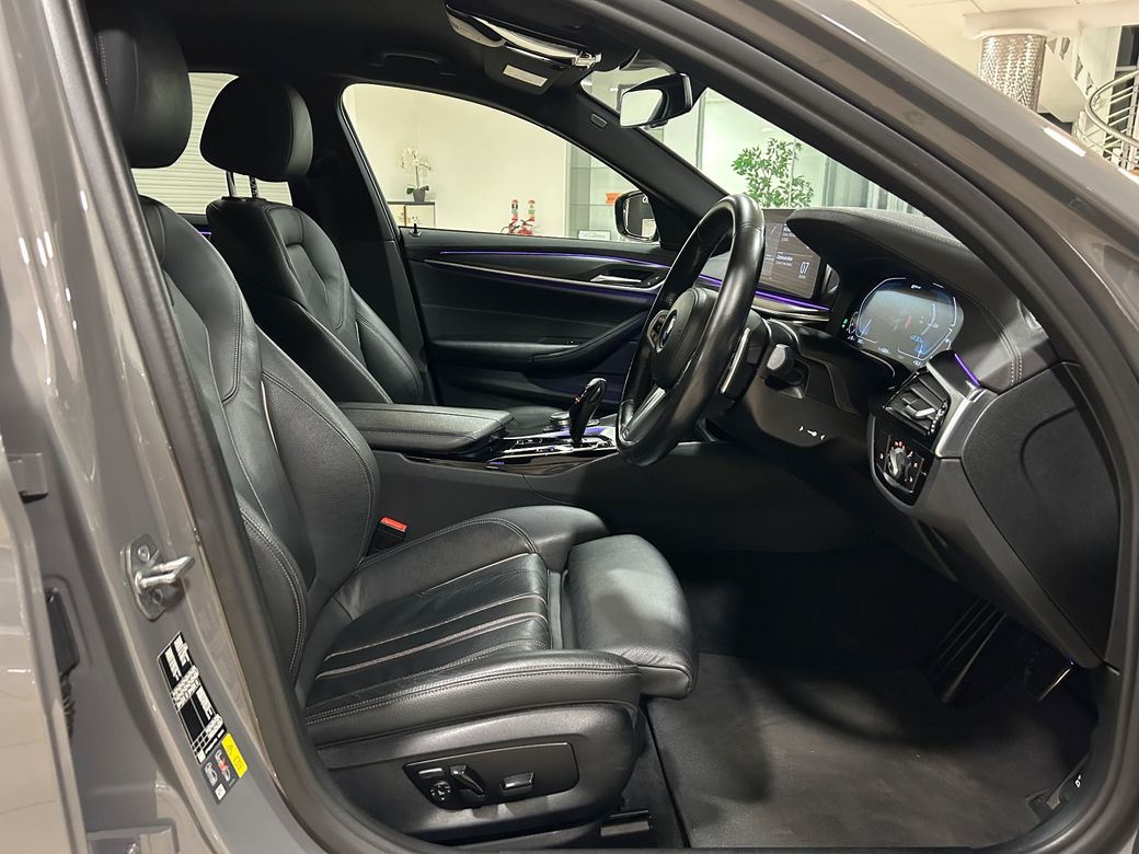 2022 BMW 5 Series