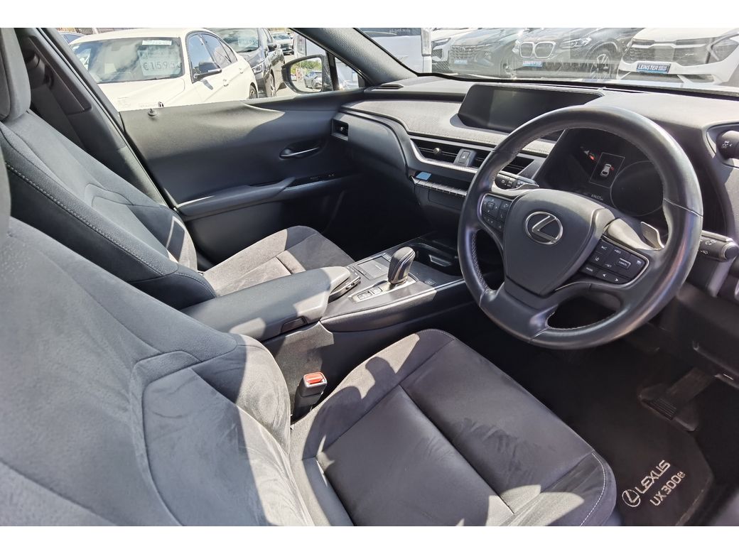 2023 Lexus UX 300e