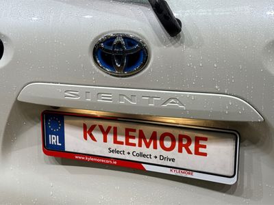 2021 Toyota Sienta