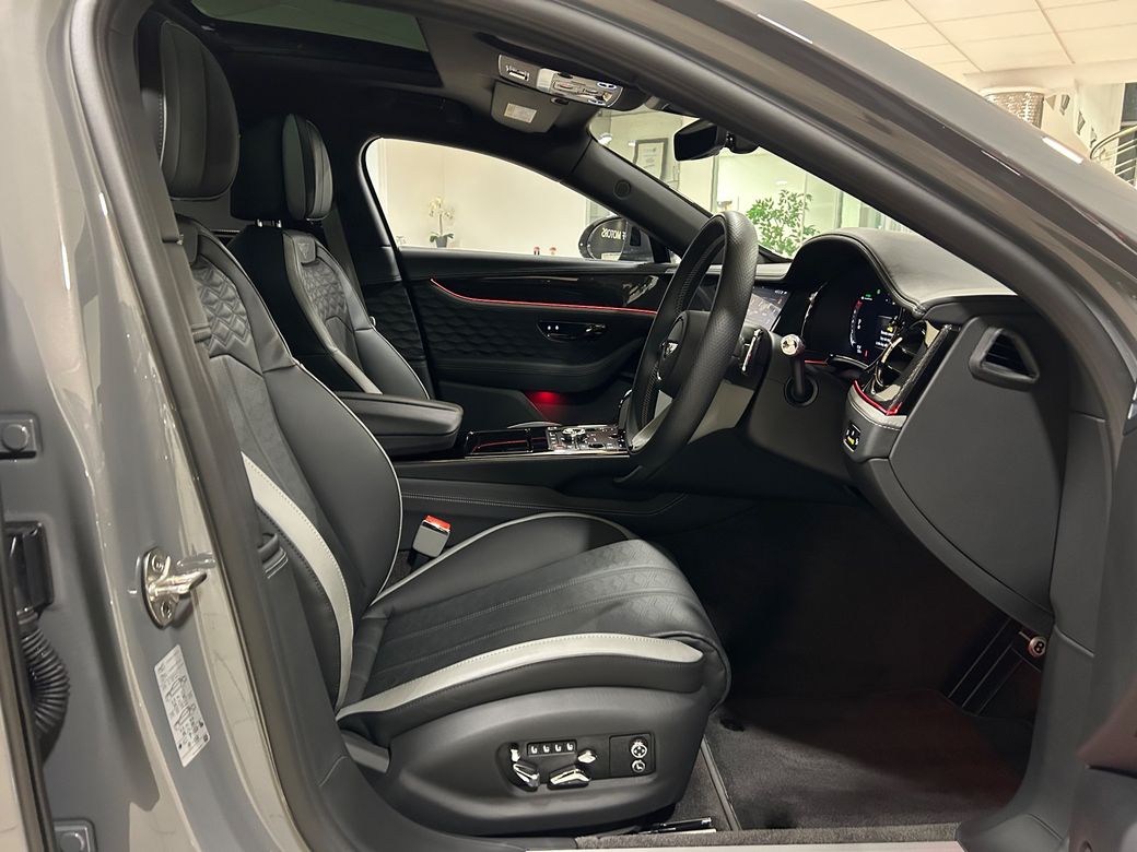 2025 Bentley Flying Spur