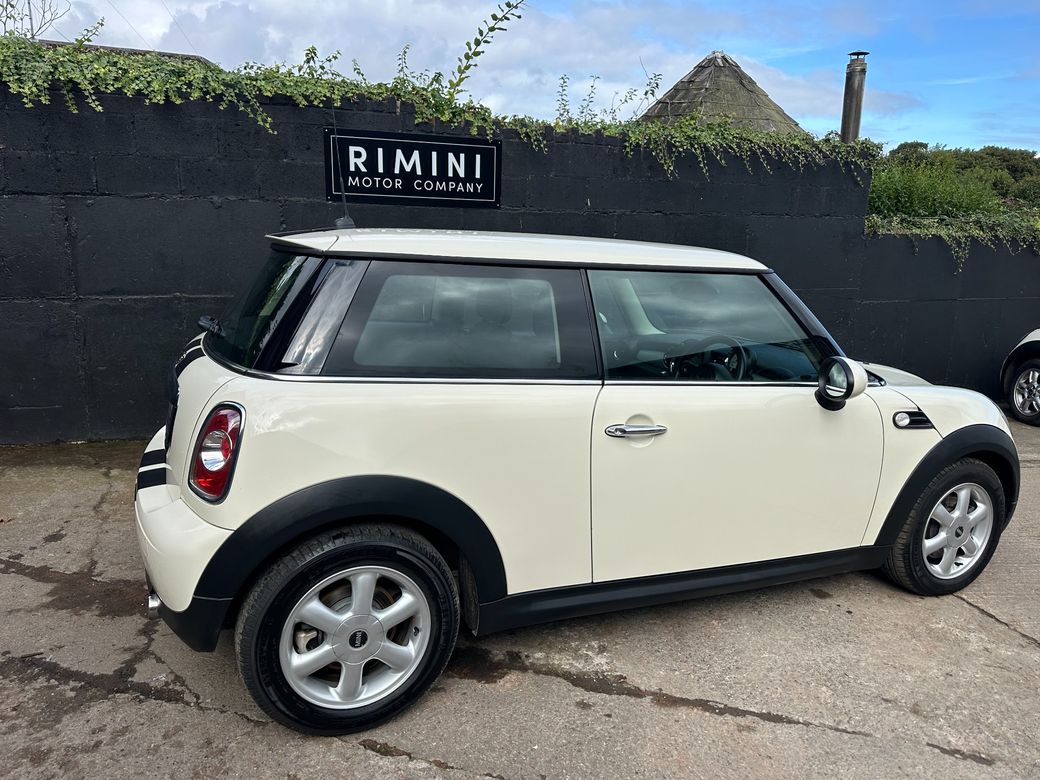 2012 Mini Hatch