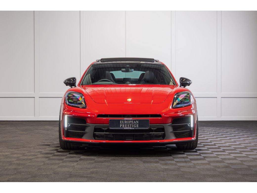 2025 Porsche Panamera