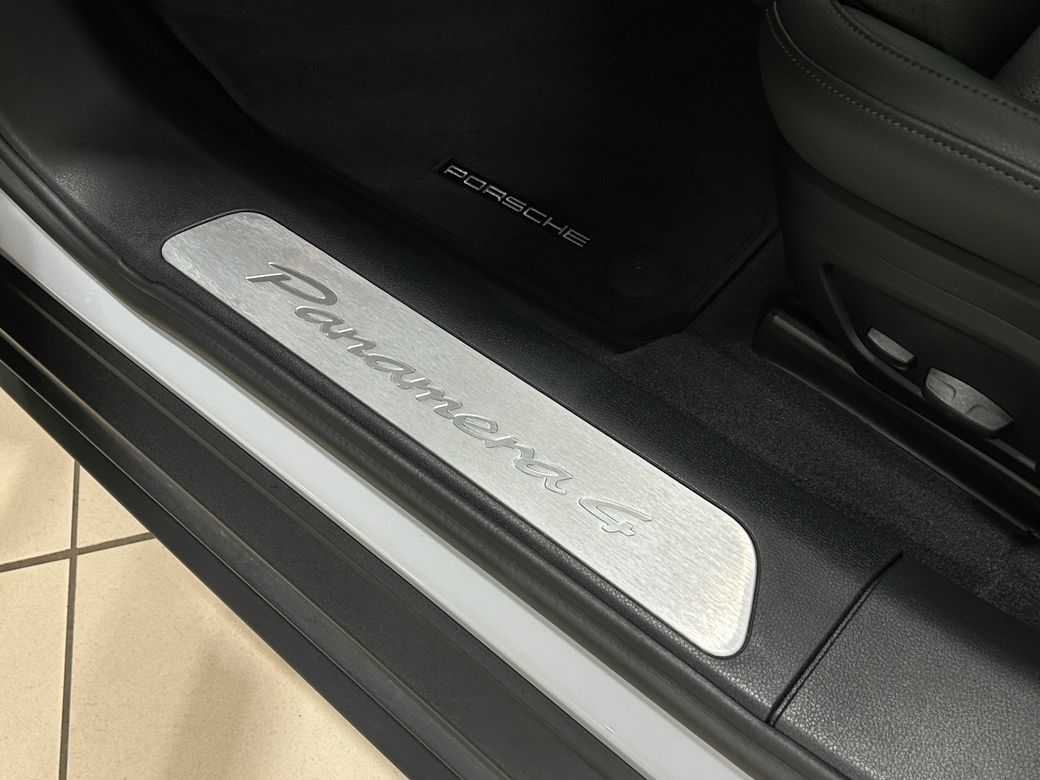 2024 Porsche Panamera