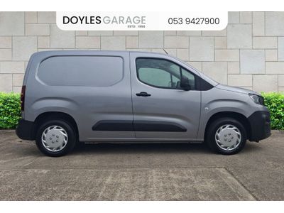 2024 Peugeot Partner
