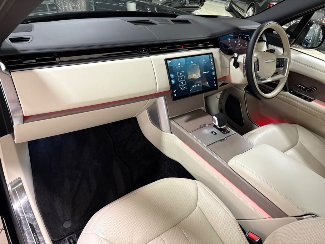 2025 Land Rover Range Rover
