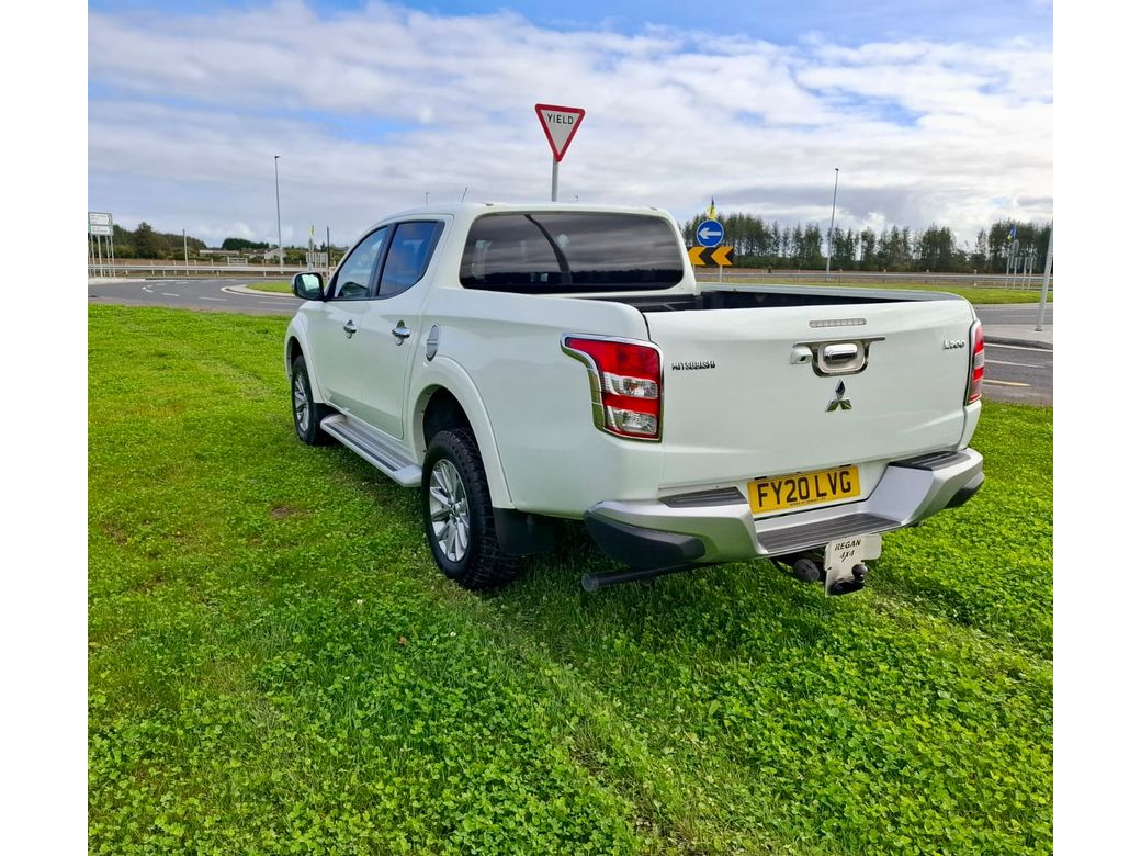 2020 Mitsubishi L200