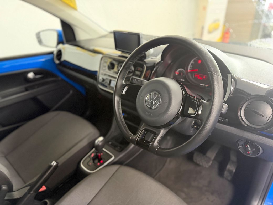 2015 Volkswagen up!