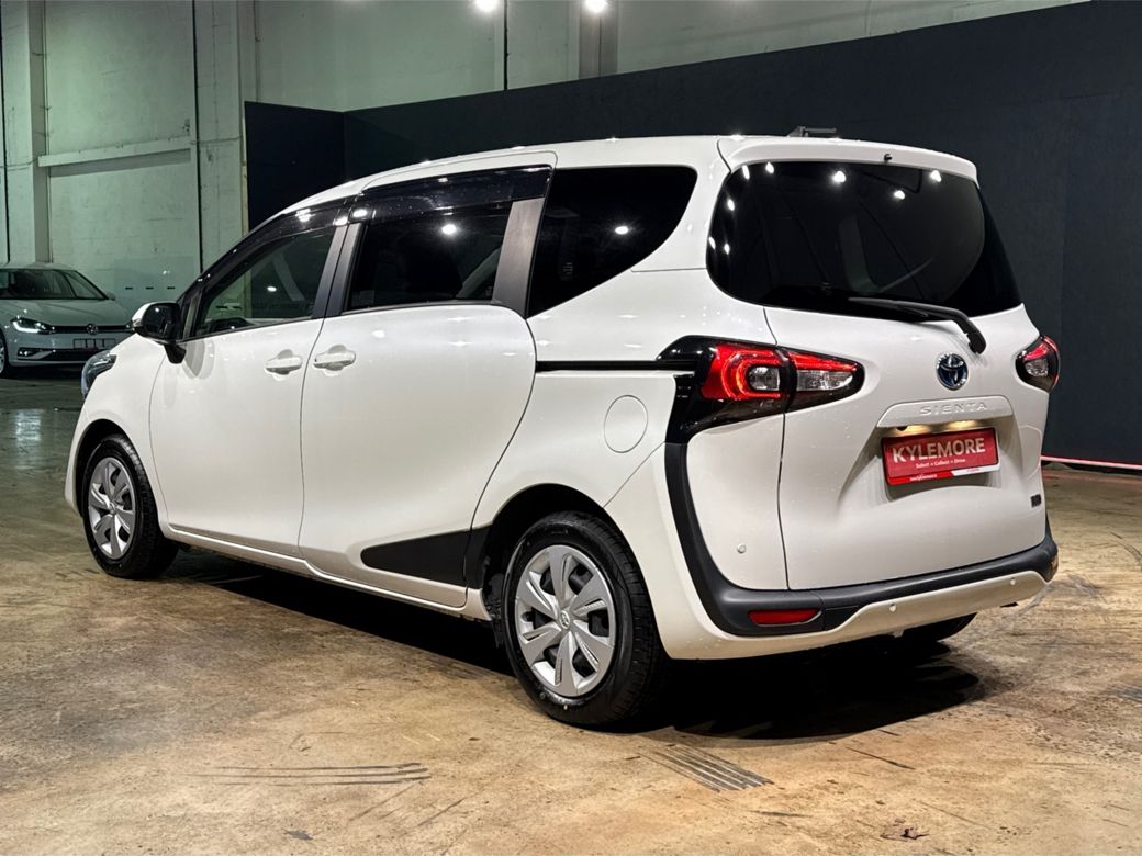 2020 Toyota Sienta