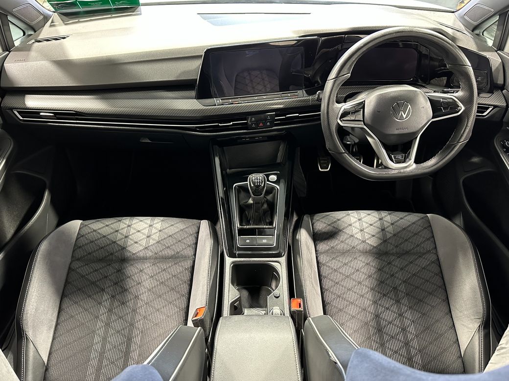2024 Volkswagen Golf