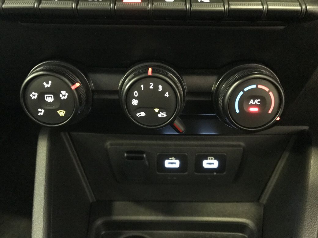 2023 Dacia Duster