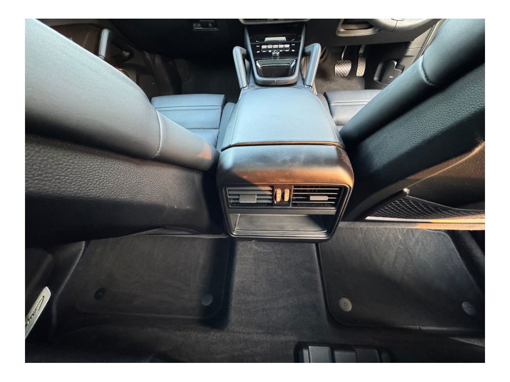 2025 Porsche Cayenne