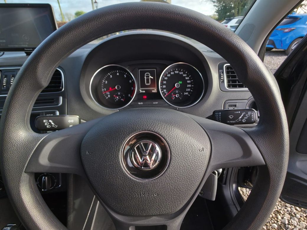 2017 Volkswagen Polo
